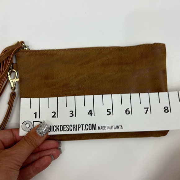 Francesca’s brown suede wristlet w tassel Charging Wristlet Power Bank USB Cord - Picture 9 of 12